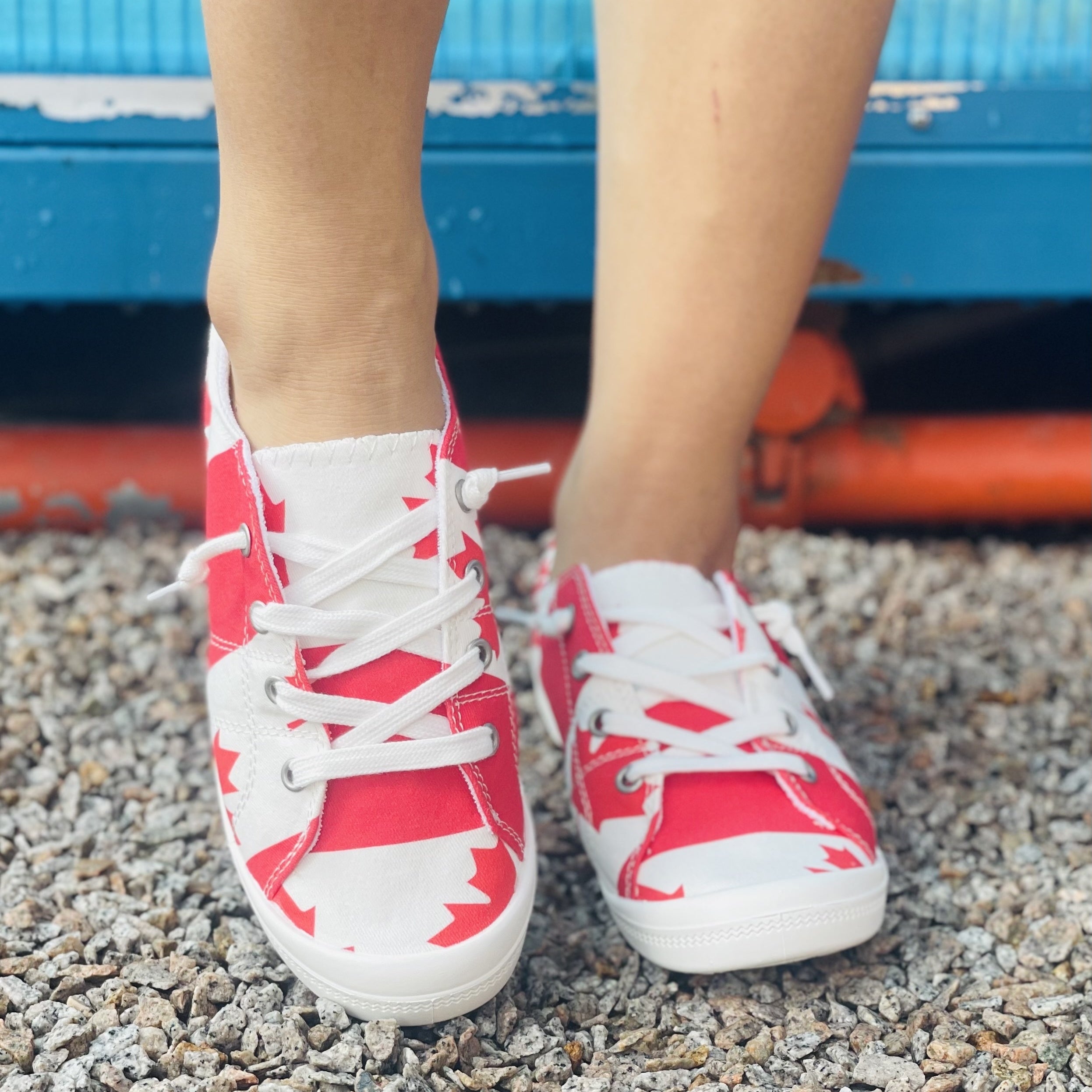 Women's Red Maple Leaf Pattern Canvas Shoes Lace Up Outdoor Sneakers