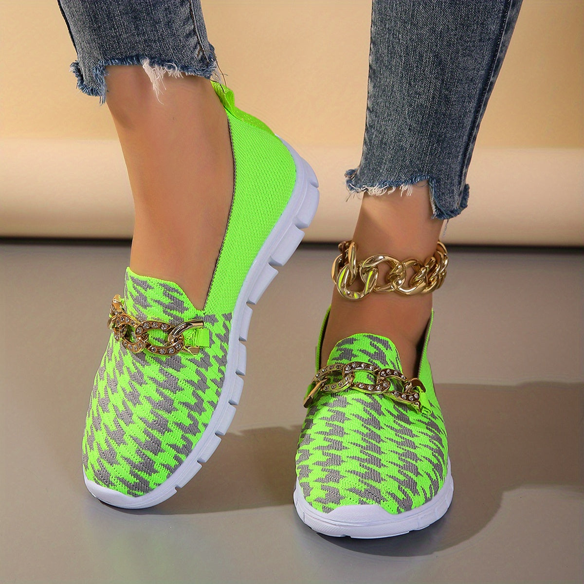 Women's Chain Decor Slip On Sneakers Lightweight Breathable Shoes
