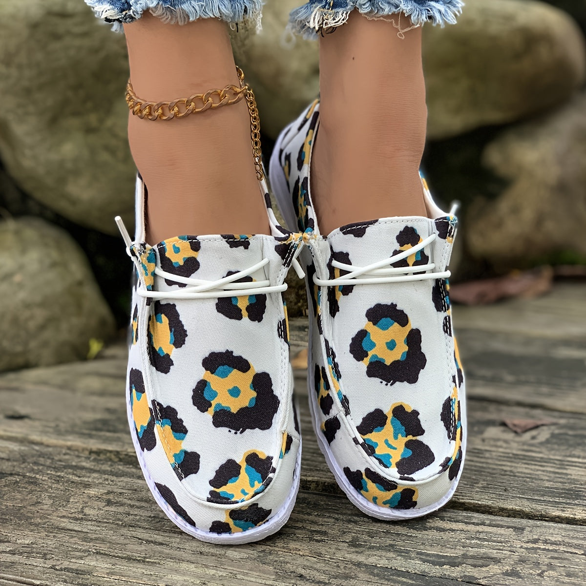 Leopard Print Non slip Sneakers Lightweight & Comfortable Low Top Shoes