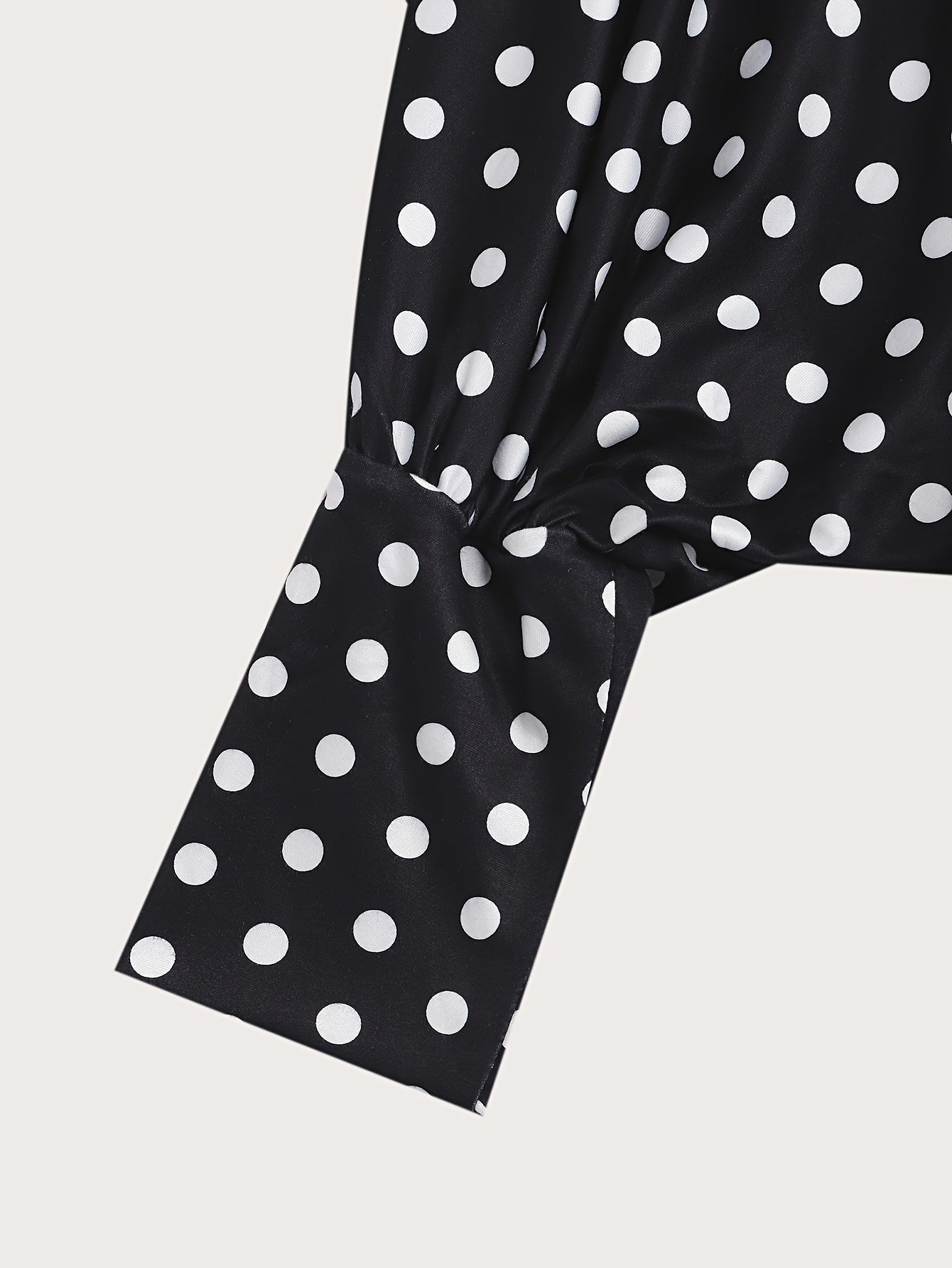 Polka Dot Print Cut Out Bat Sleeve Dress
