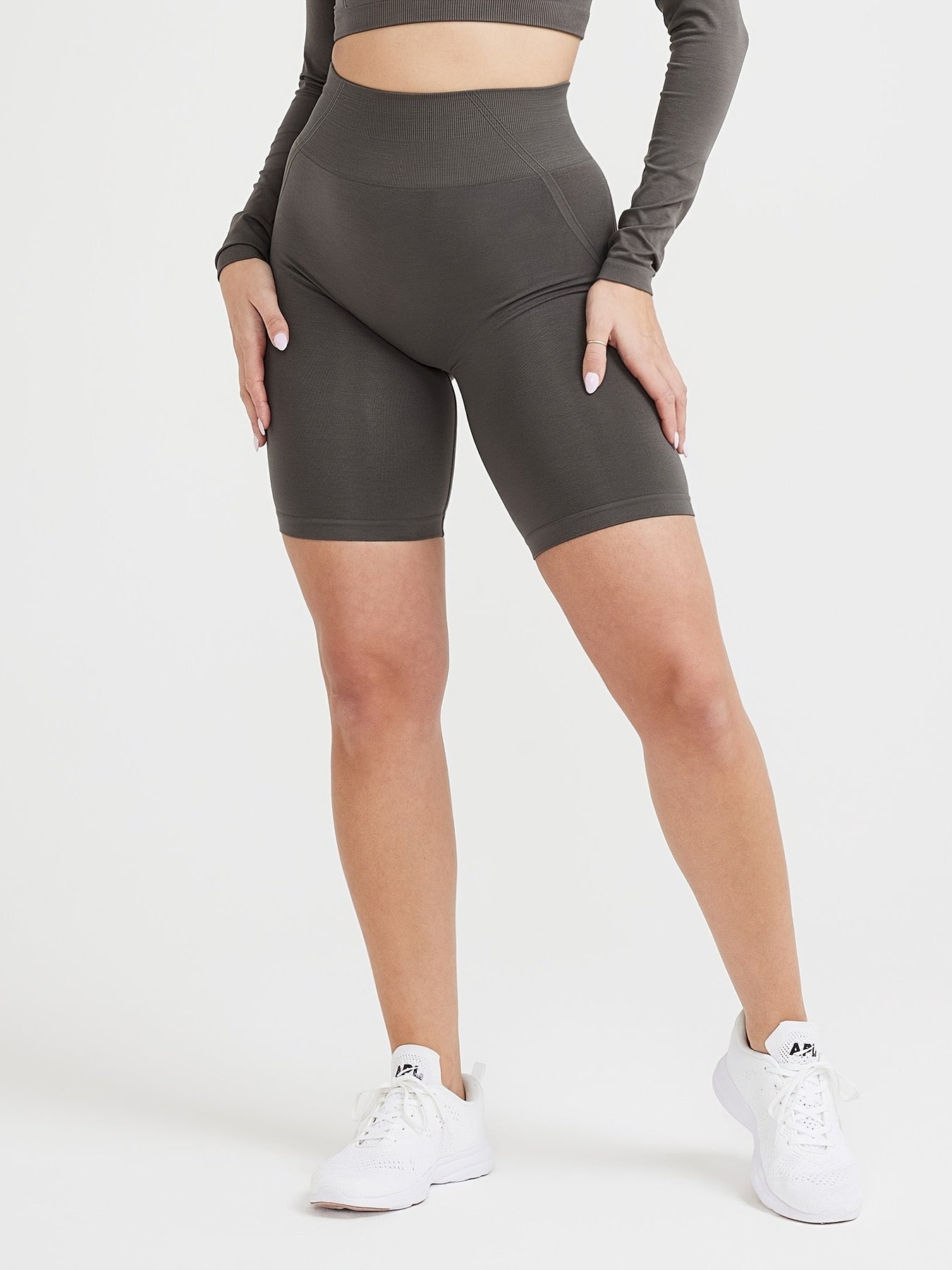 High Waist Seamless Yoga Shorts Hip Lifting Leggings Women's Activewear