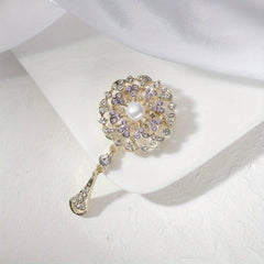Vintage Style Pearl Brooch Flower Shape Pin For Ladies