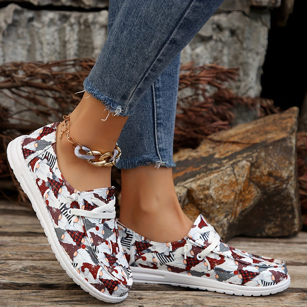 Santa Claus Pattern Flat Walking Shoes Casual Low Top Sneakers