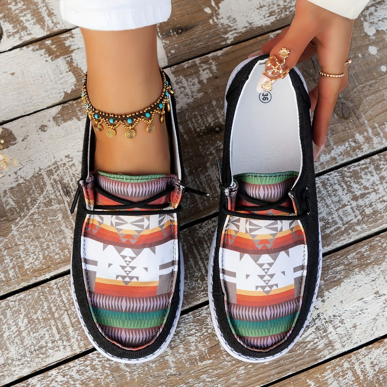 Women's Geometric Flat Loafers Round Toe Walking Shoes