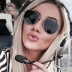 Square Vintage Sunglasses Men Women Sun Glasses Female Metal Lens