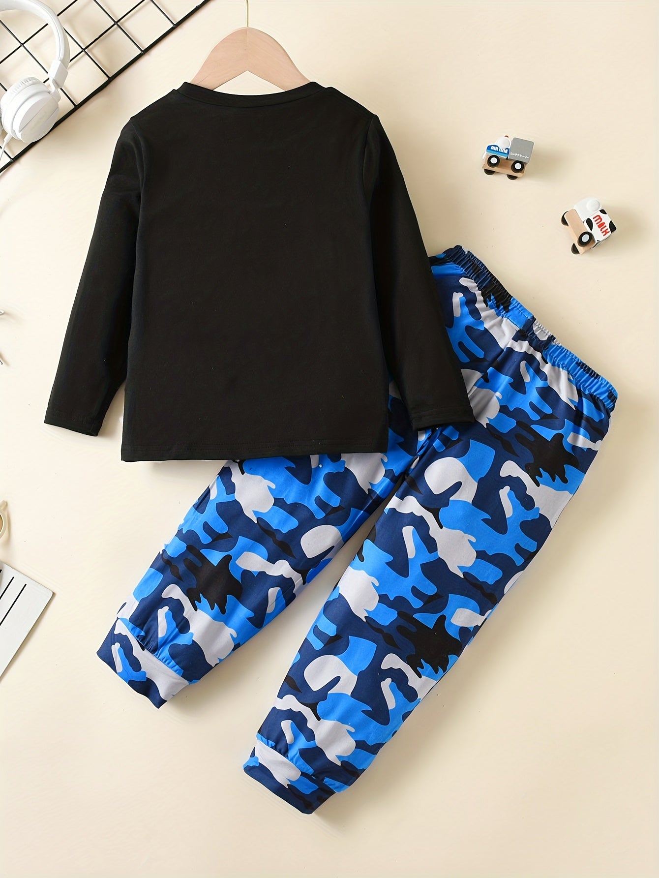 Boys Alphabet Print Top & Camo Trousers Pajama Set
