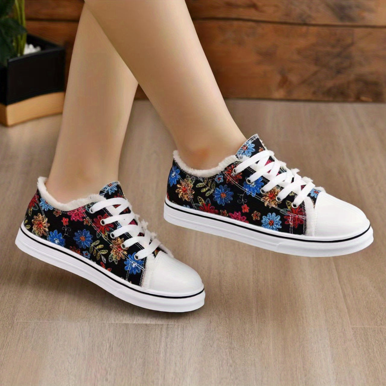 Women's Floral Pattern Flat Canvas Lace Up Low Round Toe Raw Trim Shoes