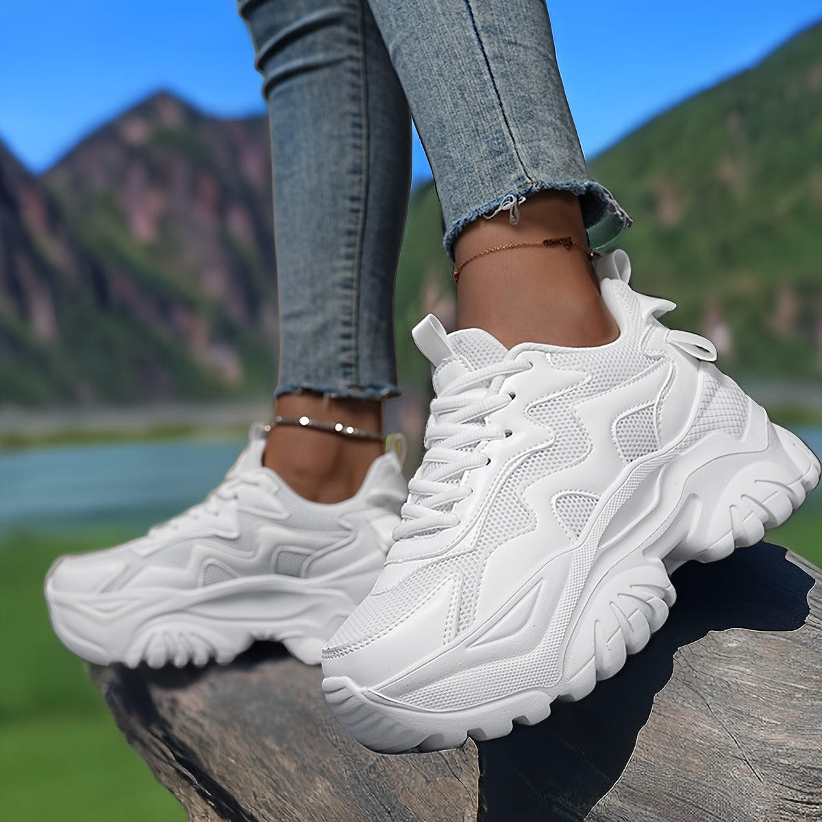 Women's Non-Slip Running Shoes Soft Sole Lace Up Outdoor Walking Sneakers