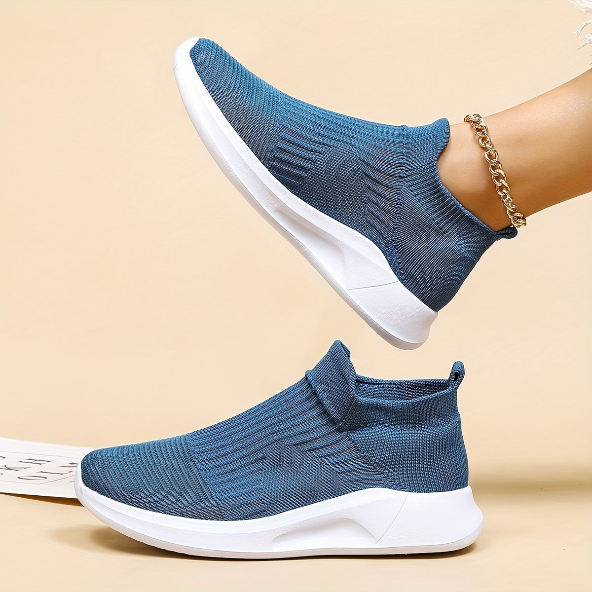 Women's Lightweight Slip-On Walking Shoes
