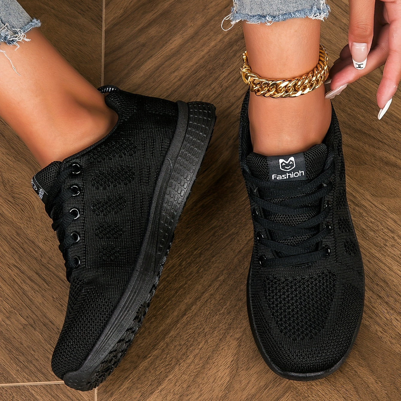 Women's Letter Patched Flying Woven Running Shoes Lace Up Sporty Walking Shoes