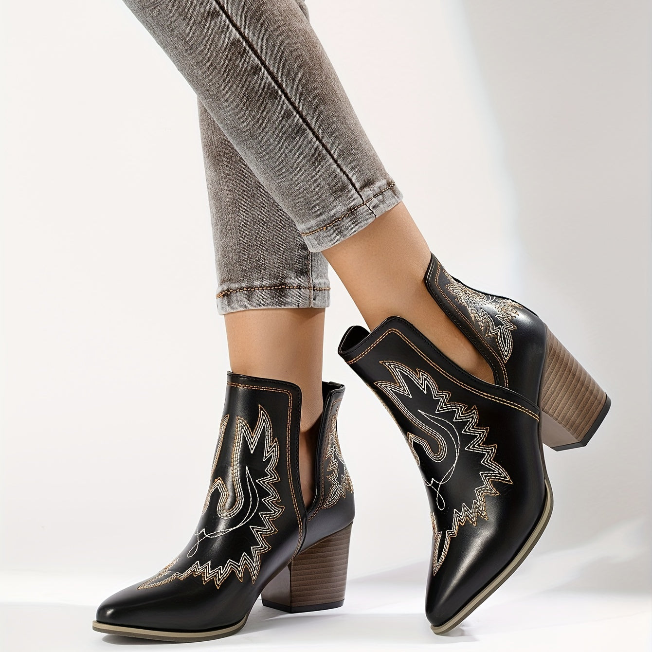 Women's Western Cutout Chunky Heel Boots
