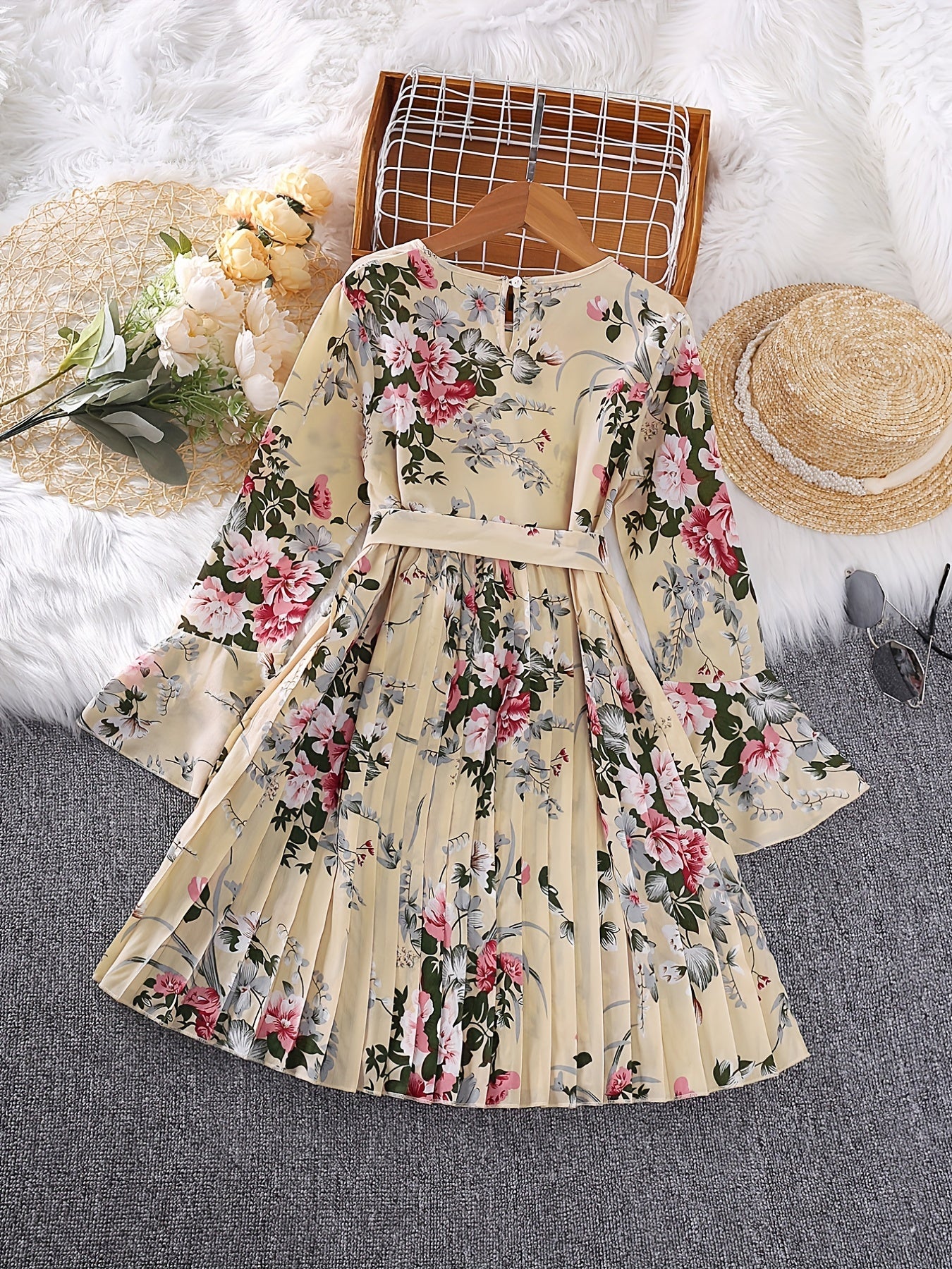 Girl Floral Print Long Sleeved Ruffle Dress with Butterfly Tie