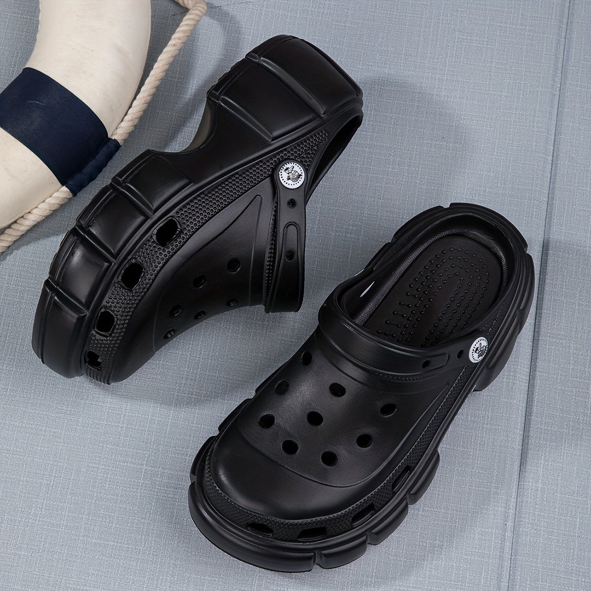 Women's Garden Clogs Casual Hollow Out Beach Shoes