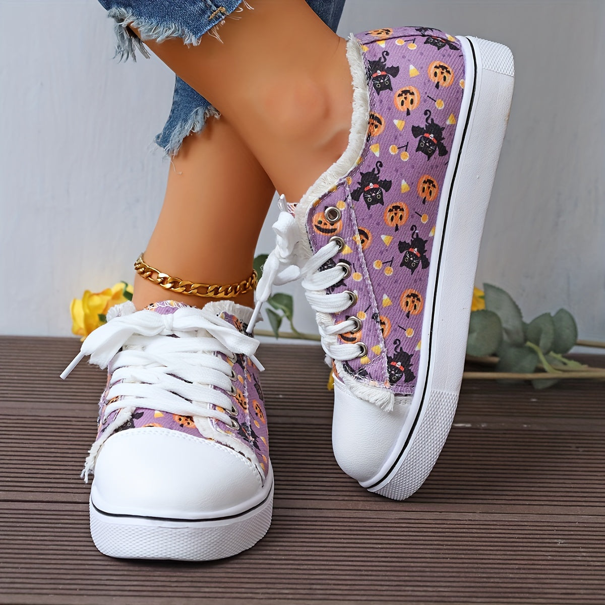 Women's Halloween Print Sneakers Low Top Flat Shoes