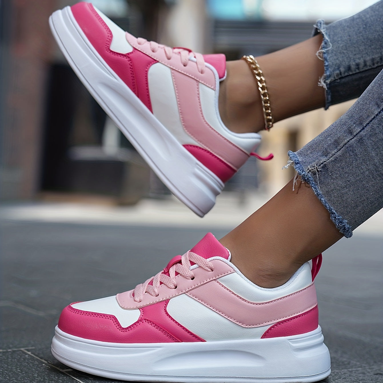 Women's Colorblock Casual Sneakers Low Round Toe Soft Shoes