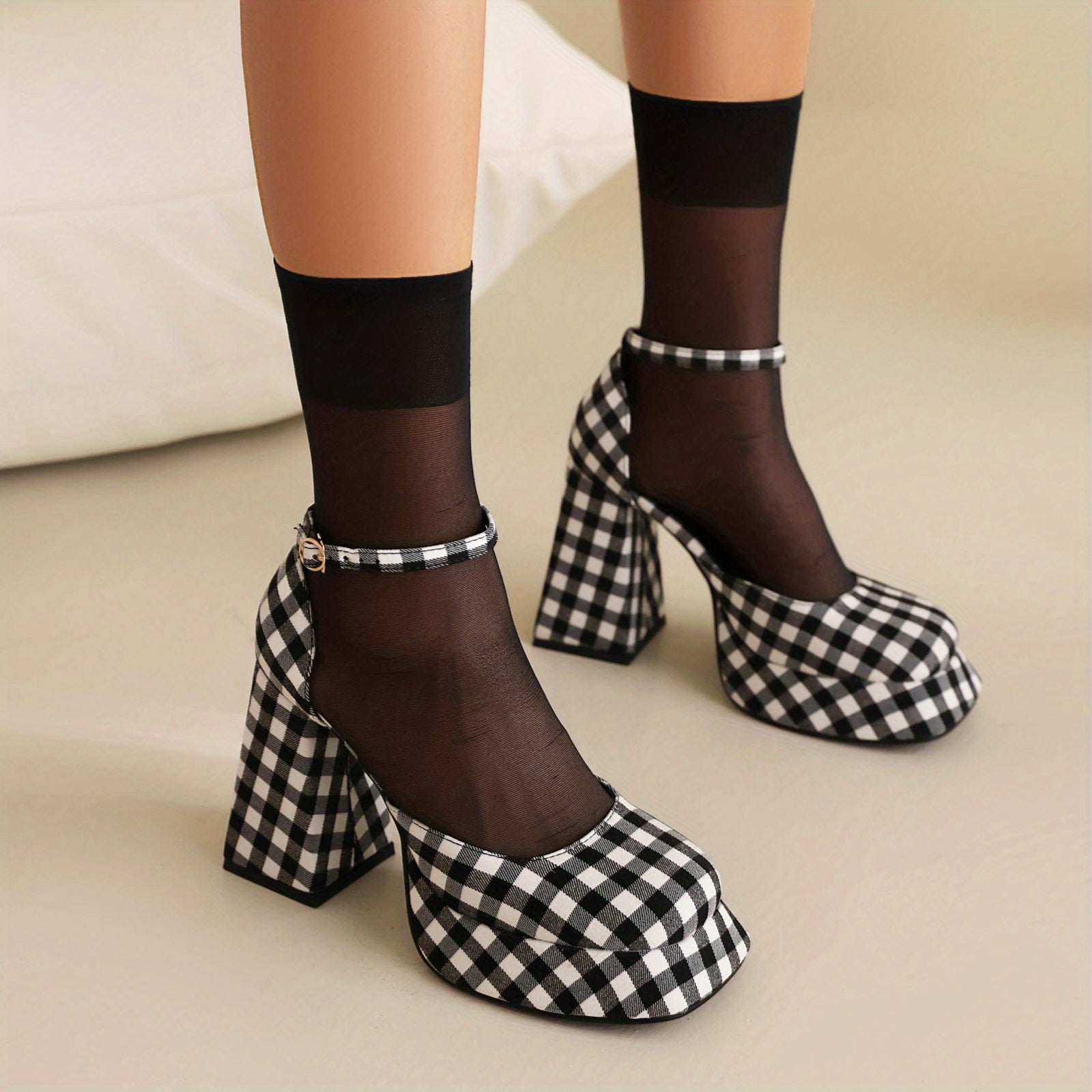 Retro Block Heels Square Toe Platform Pumps