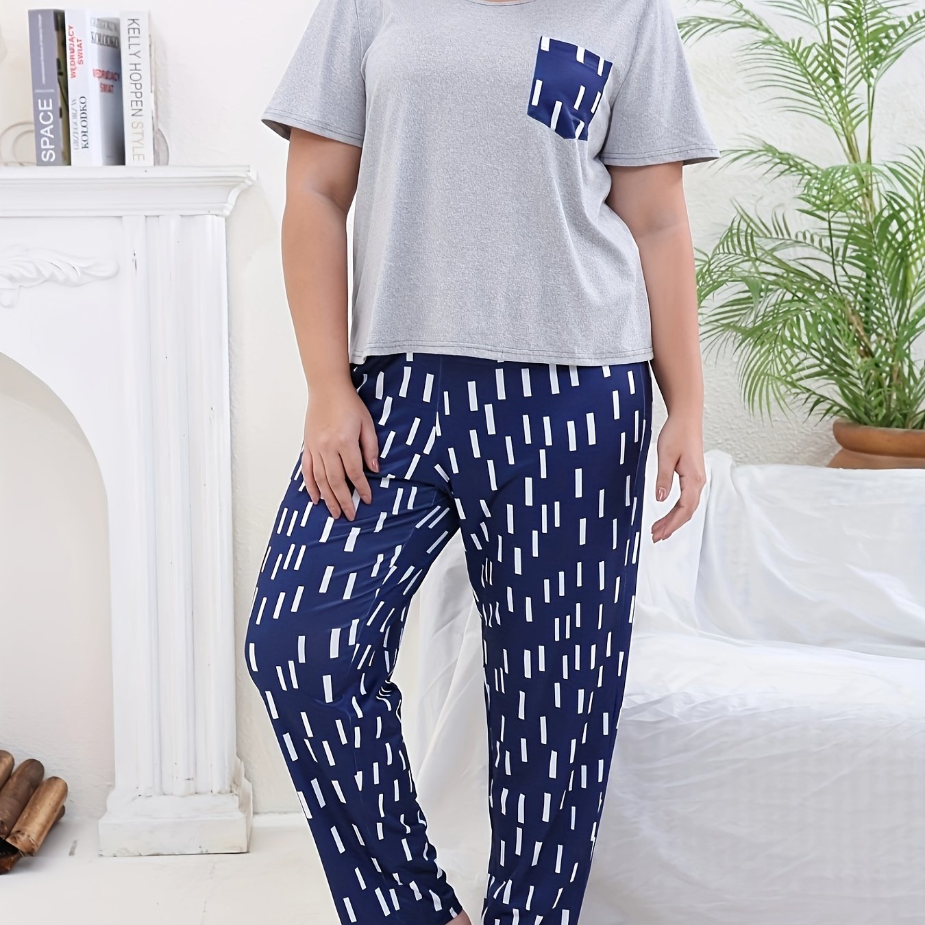 Casual Pajama Set Solid Short Sleeve Tee & Striped Pants