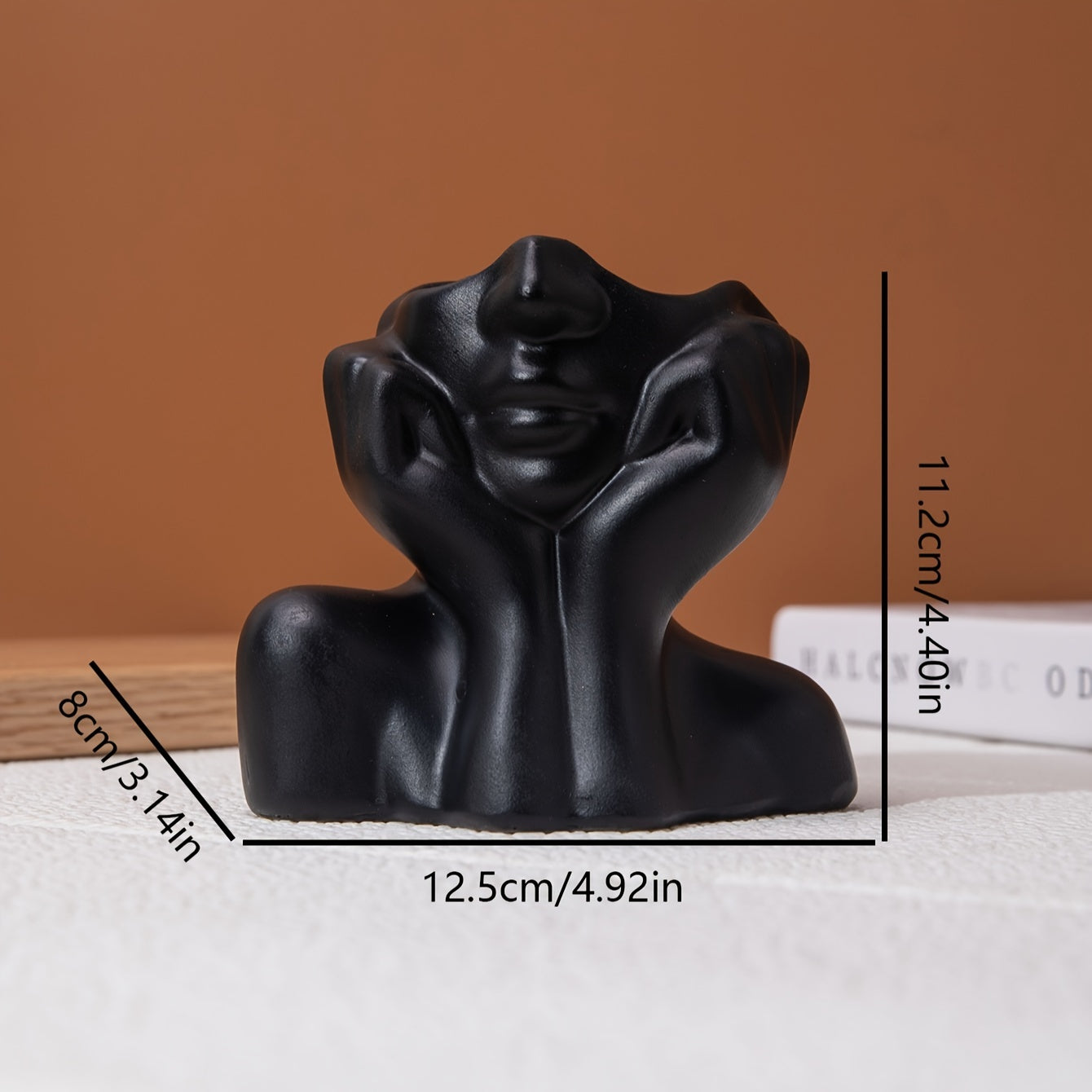 Shy Body Shape Art Pen Holder Light Style Decoration