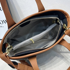 Leather Convertible Shoulder Bag Zipper Closure Minimalist Crossbody Bag
