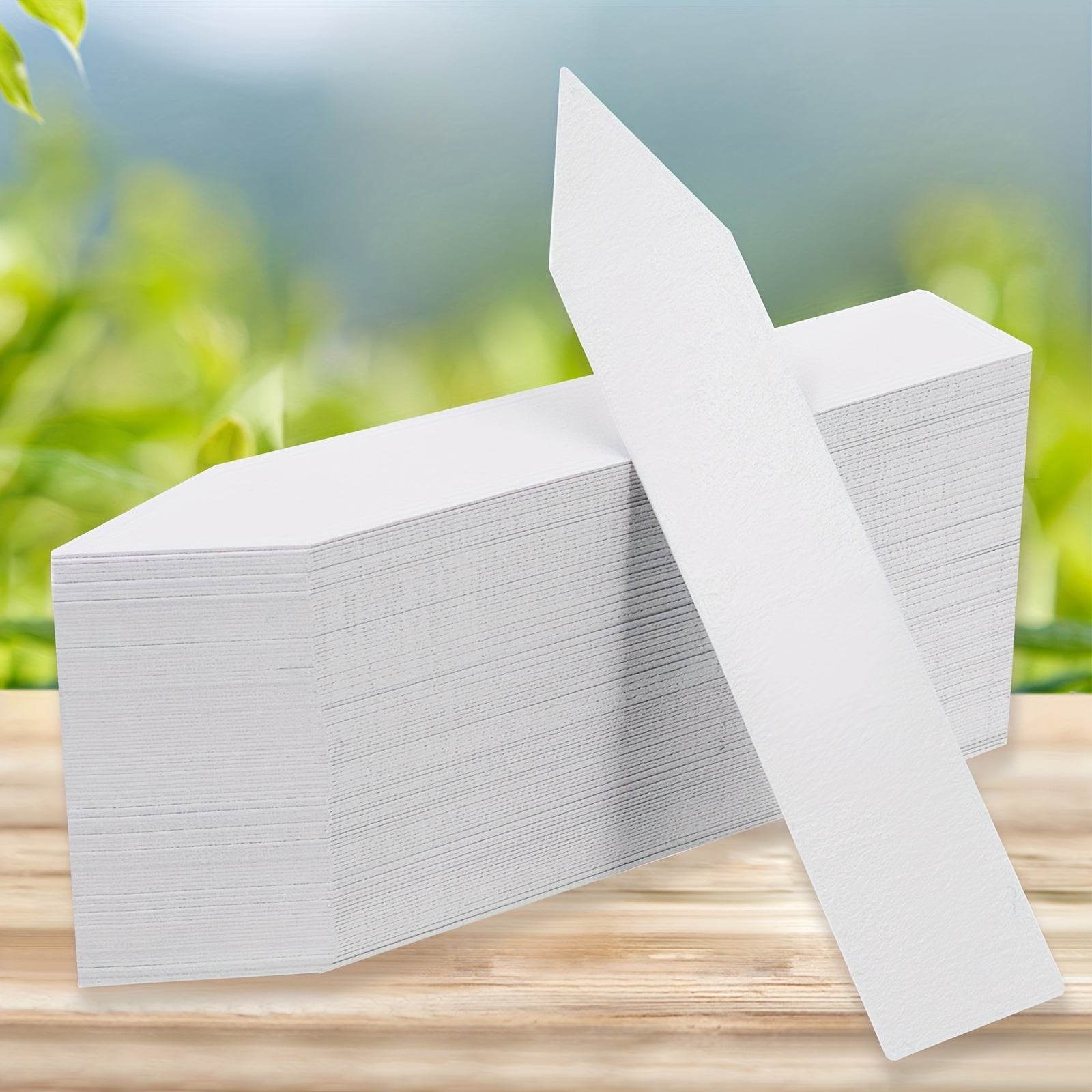 100 Plastic Waterproof Plant Labels Nursery Stakes