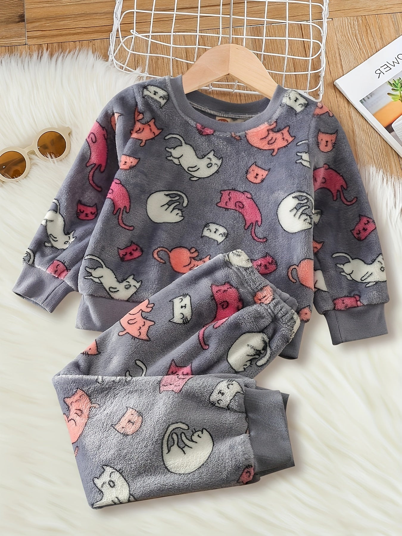 Kids Kitty Long Sleeve Fleece Pajama Set