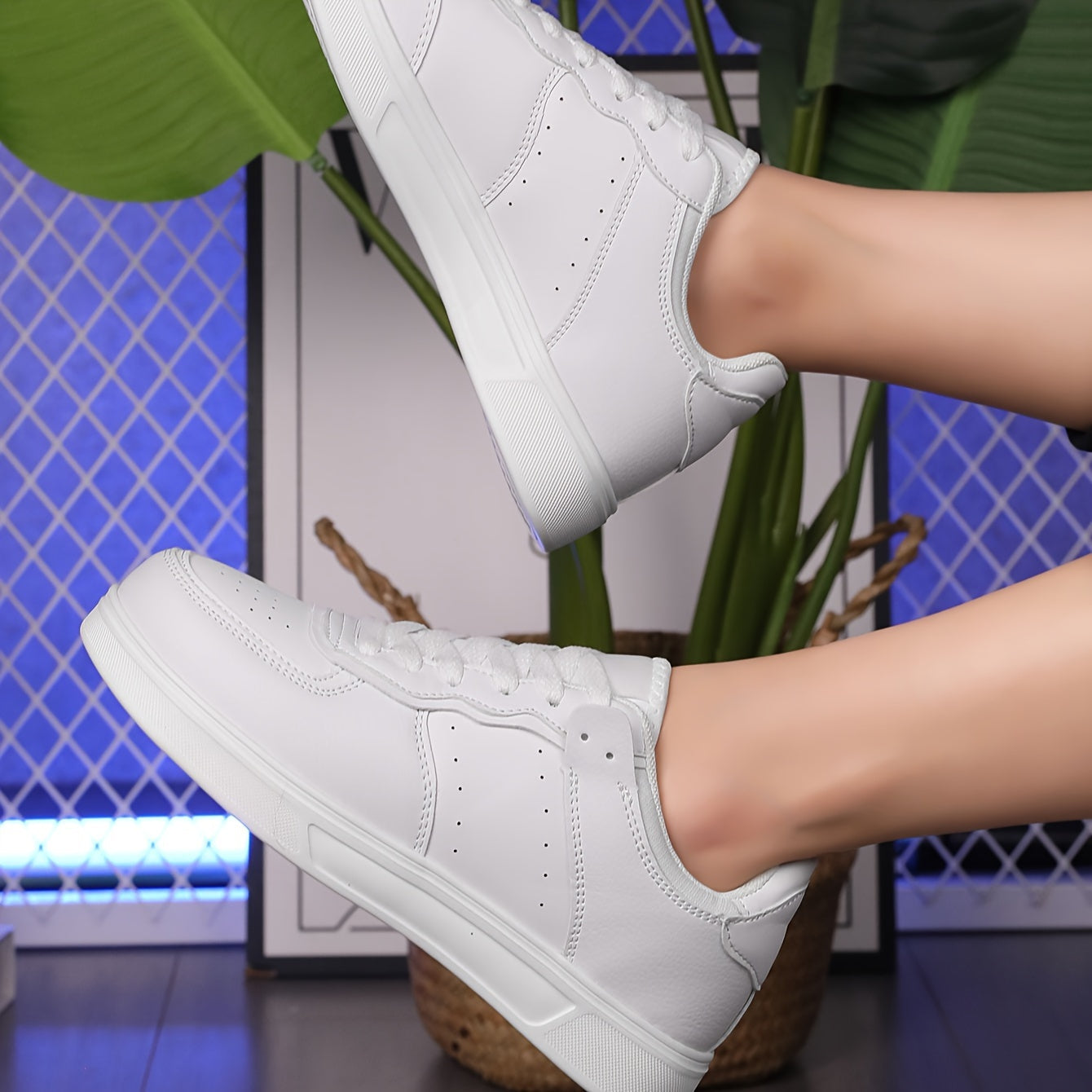 Breathable Faux Leather Flat Skate Shoes