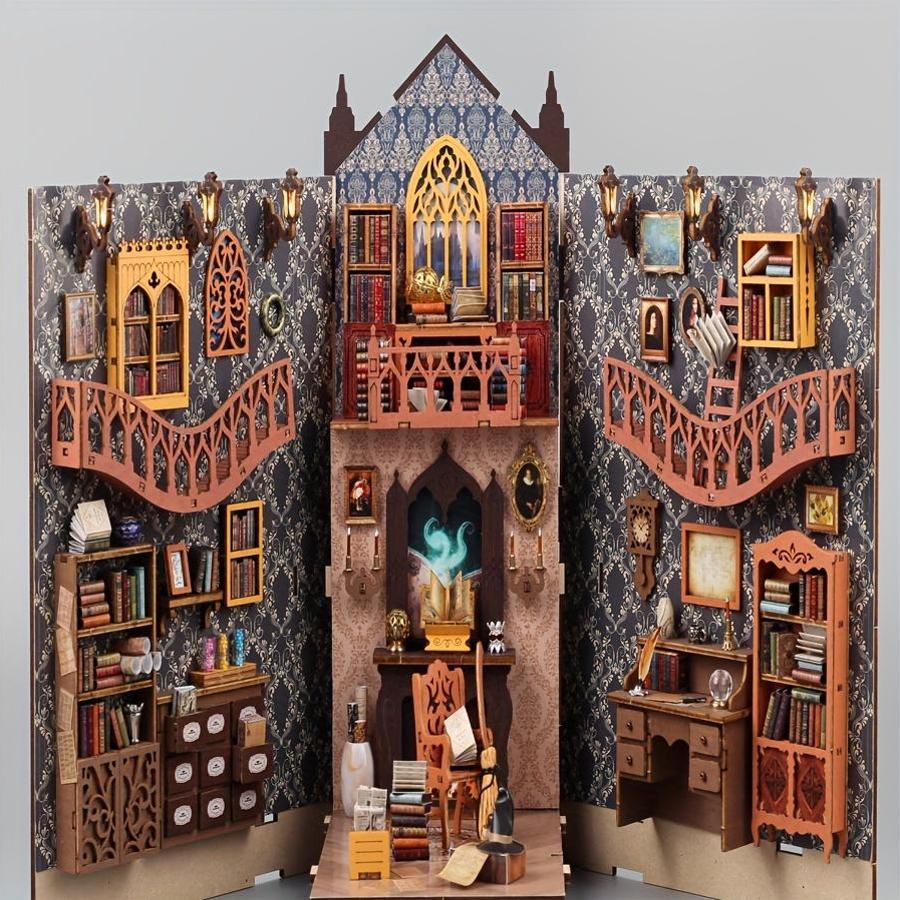 Mini Dollhouse Book Stand Set 3D Wooden Toy Puzzle Garden House Desktop Ornament