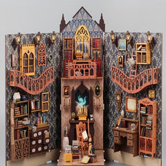 Mini Dollhouse Book Stand Set 3D Wooden Toy Puzzle Garden House Desktop Ornament