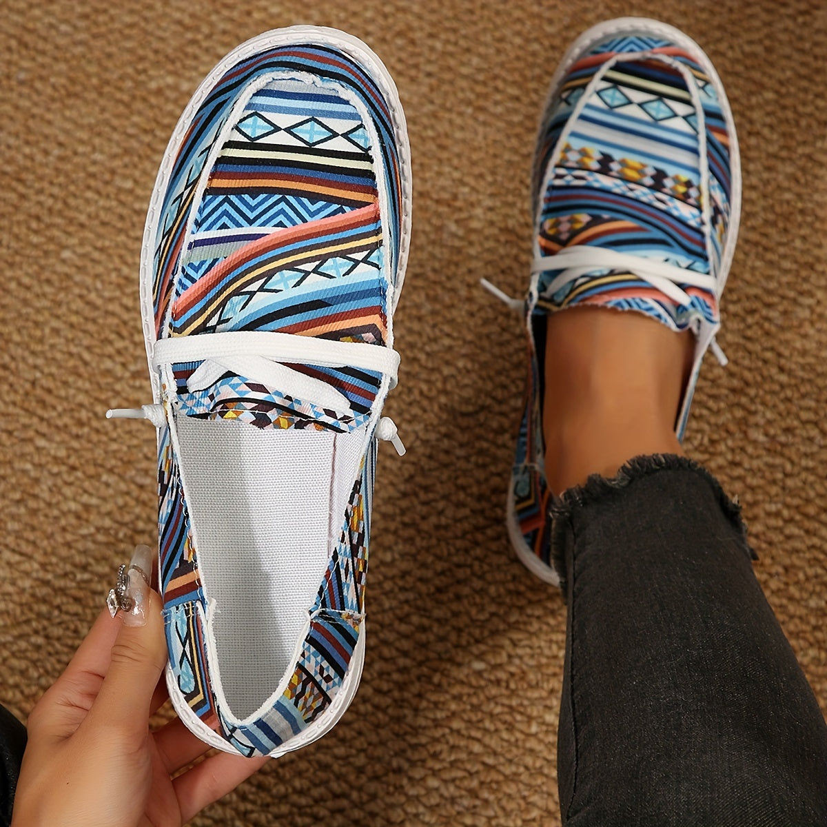 Women's Geometric Pattern Canvas Slip-On Shoes Lightweight Comfortable