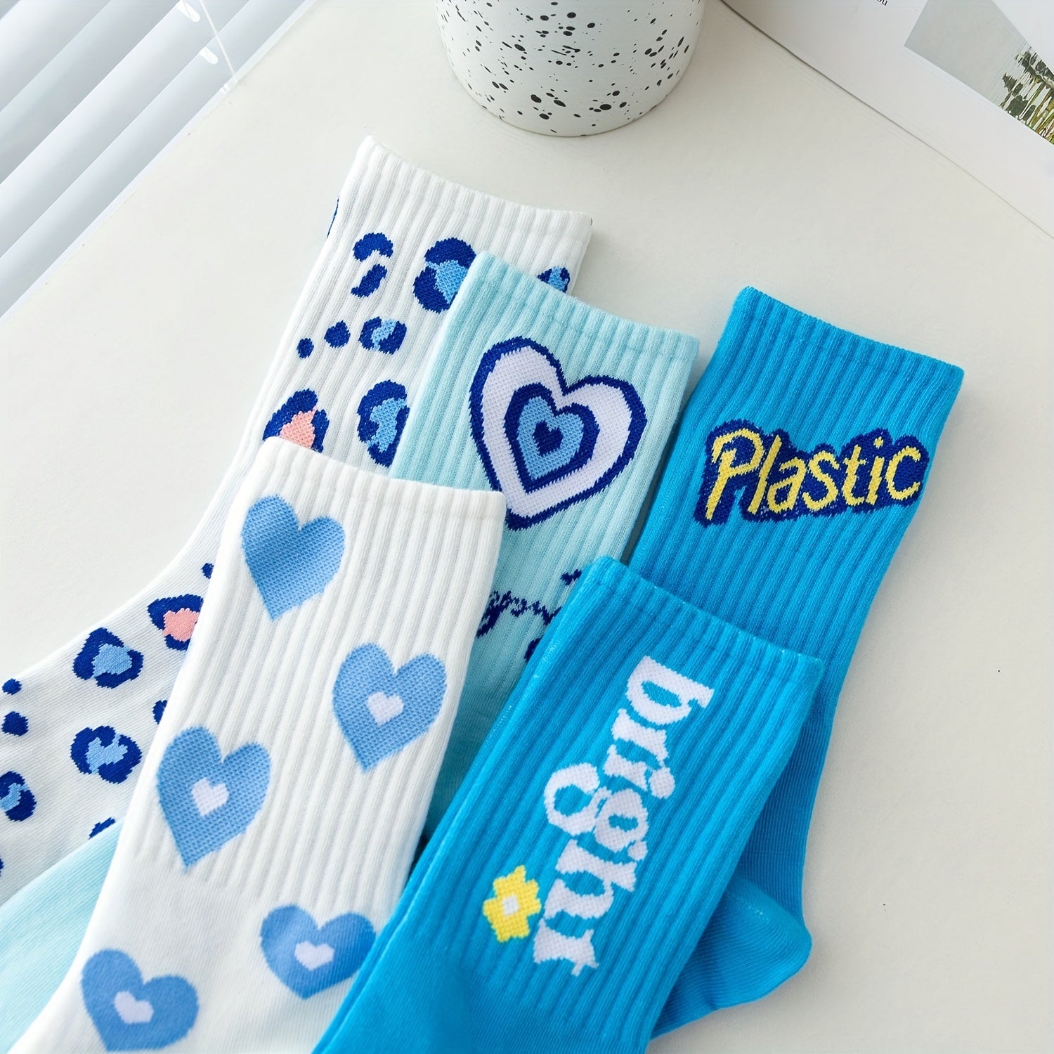5 Pairs Letter & Heart Print Socks Women's Stockings