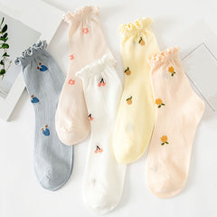 5 Pairs Women's Cotton Ruffle Crew Socks, Multicolor Boot Socks for Christmas