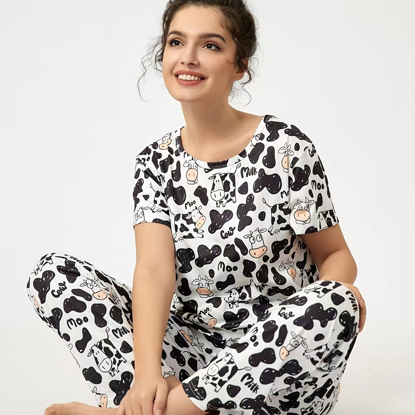 Women's Cow Print Pajamas Set Top & Pants Short Sleeve Loose Long