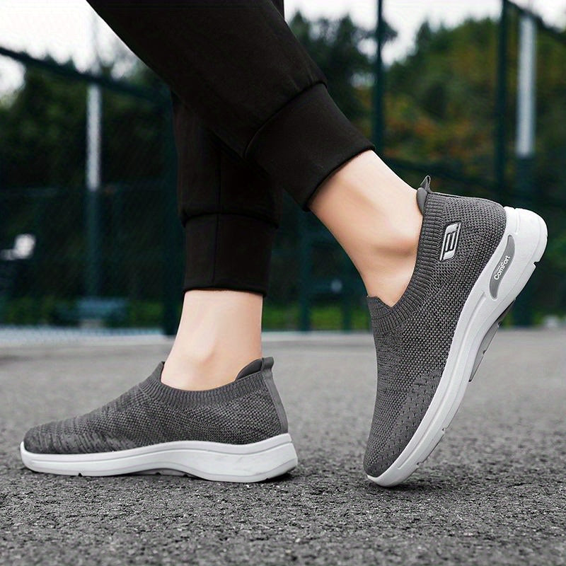 Men's Slip On Casual Shoes Breathable Lightweight Travel Jogging Footwear