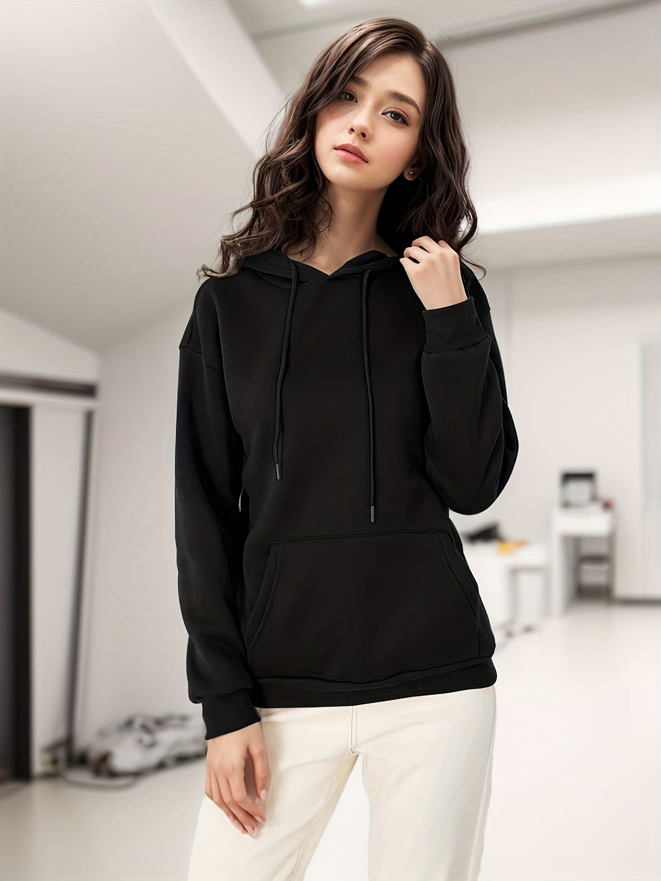 Warm Hooded Sweatshirt Front Pocket Fleece Hoodie Women's Sporty Sweatshirt
