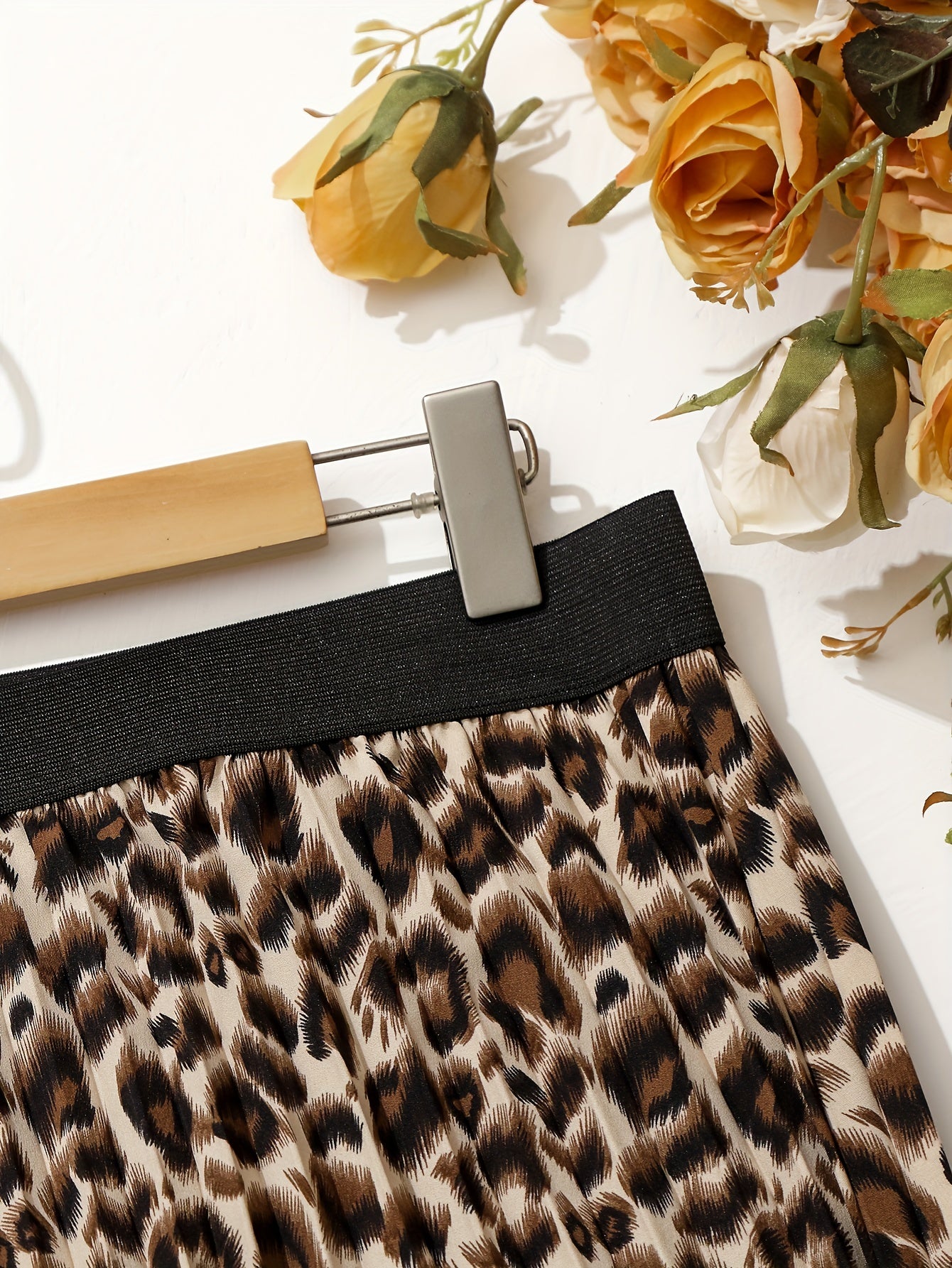 Leopard Print Elastic Waist A-line Pleated Skirt