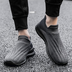 Men's Soft Breathable Slip On Running Shoes