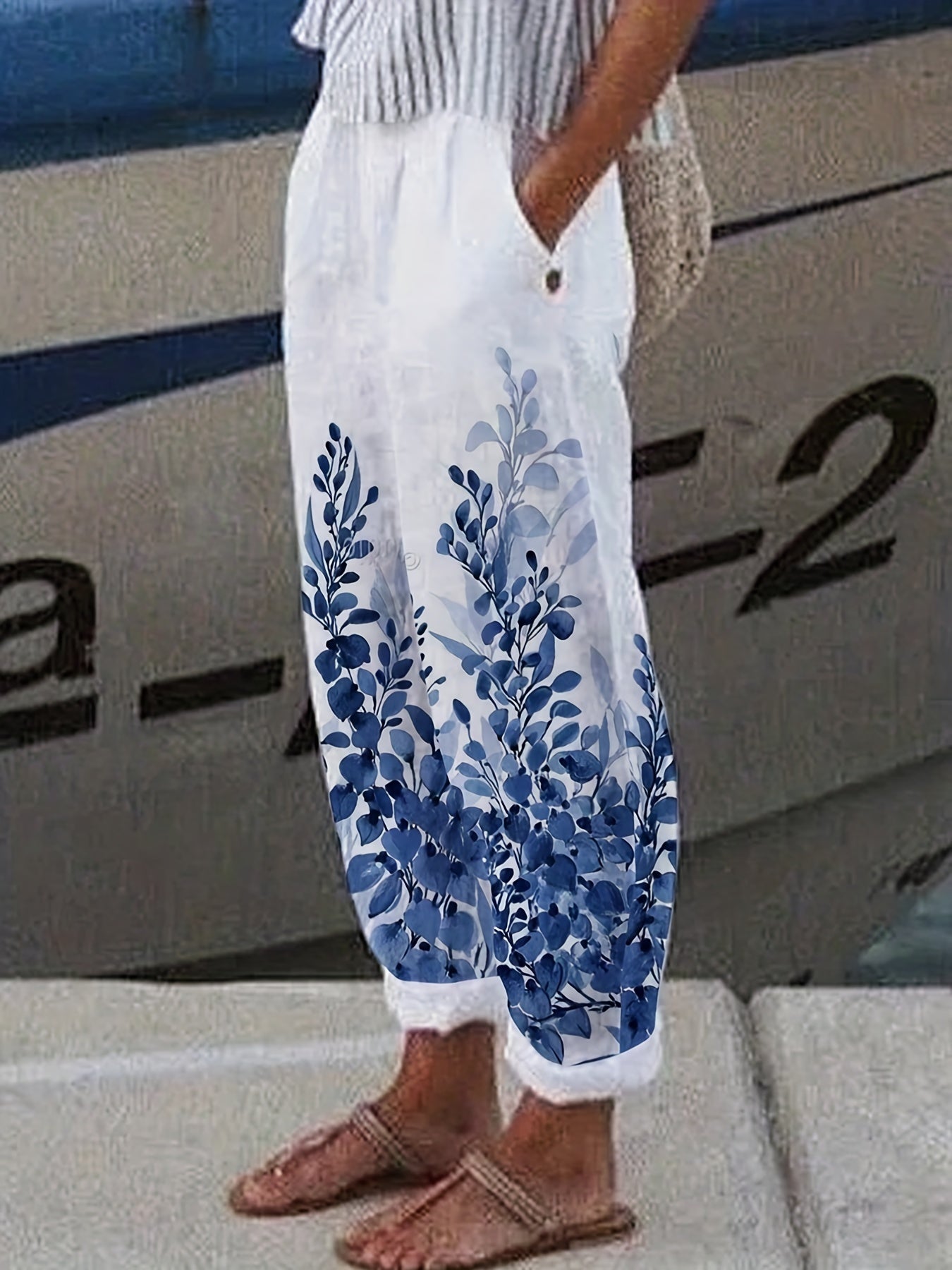 Leaf Print Elastic Waist Straight Leg Pants