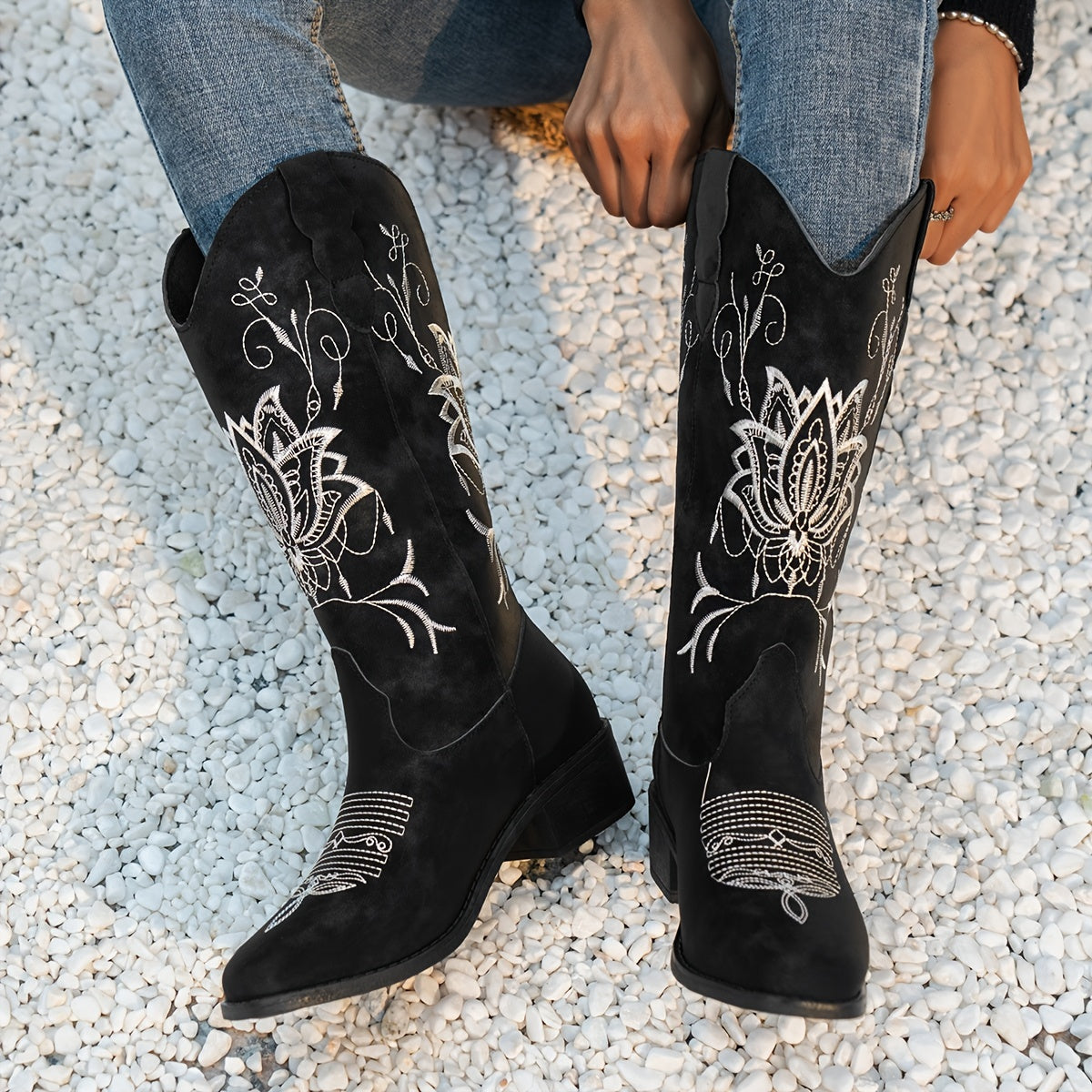 Women's Embroidered Western Mid Calf Boots V Cut Low Heel Slip On Cowgirl Boots