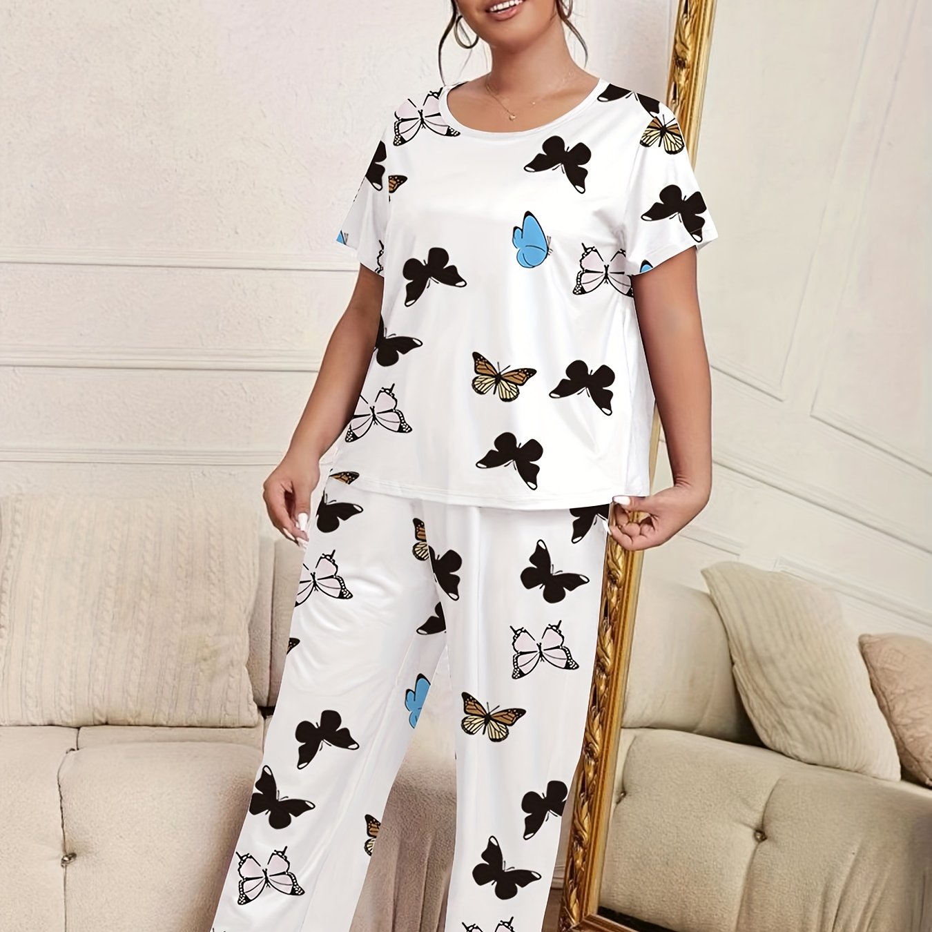 Butterfly Print Pajama Set Tee & Pants Lounge Two Piece Set
