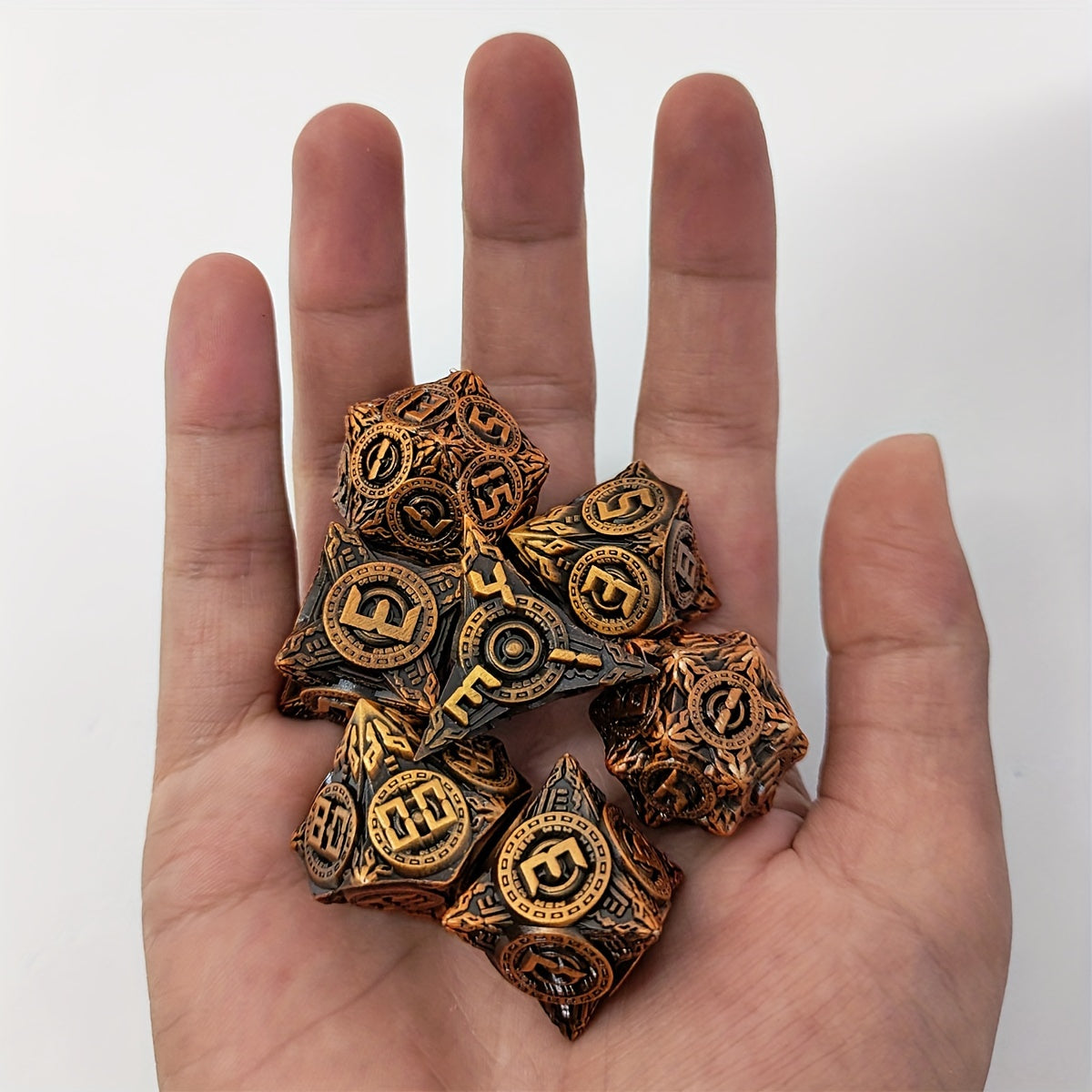 7pcs Polyhedral Metal Dice Set Element Player Tabletop Game Fun Gift