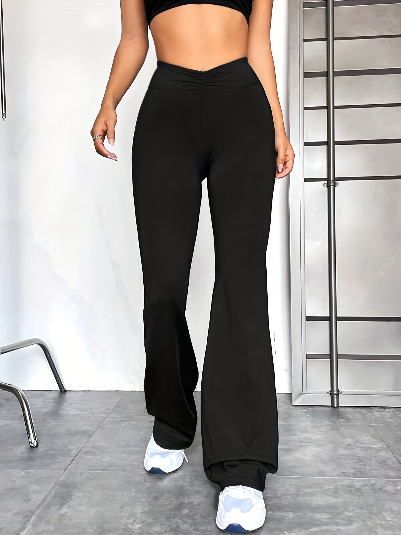 Solid Pleated Waist Flared Pants Women's Activewear
