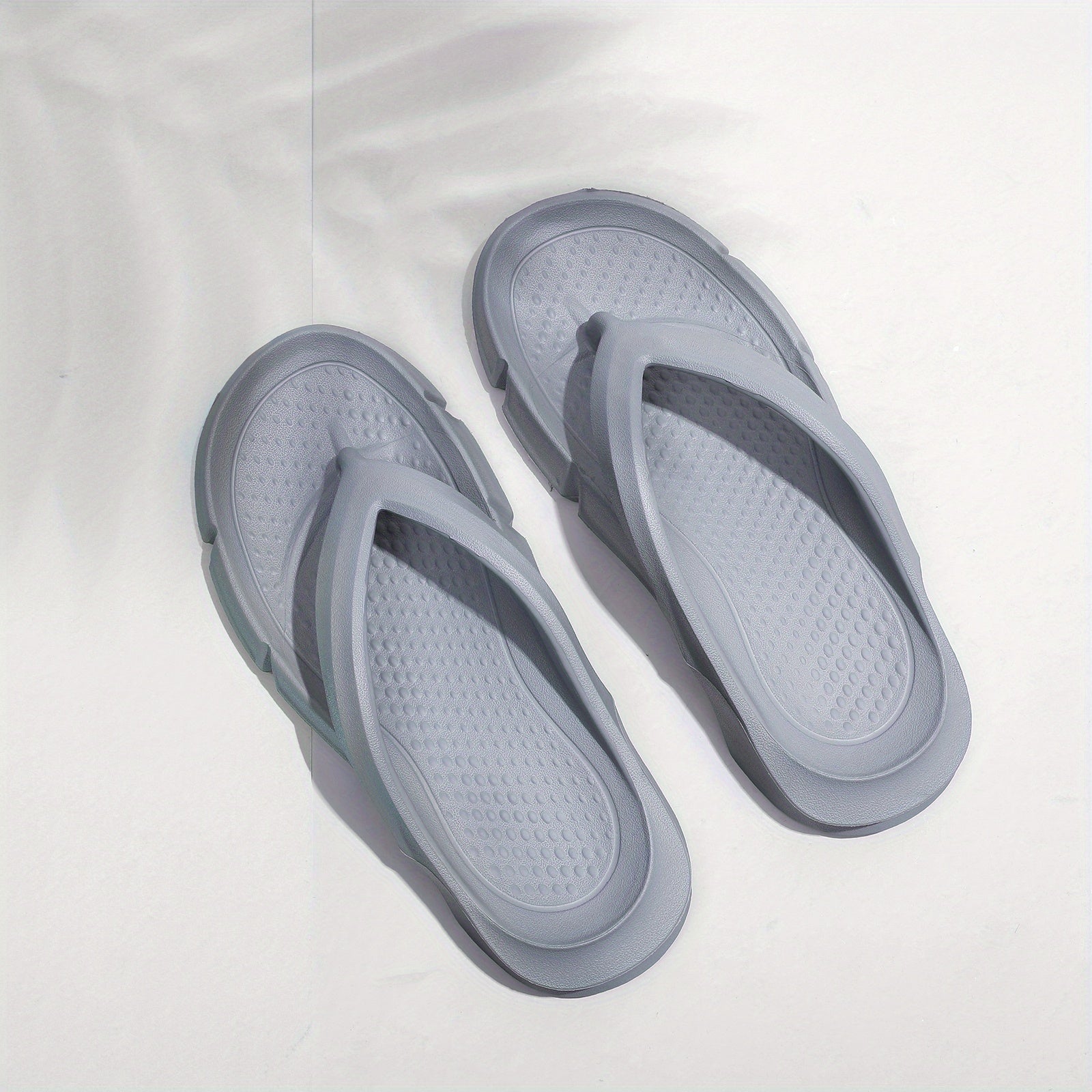 Men's Lightweight Non Slip Flip Flops Quick Drying Thong Sandals