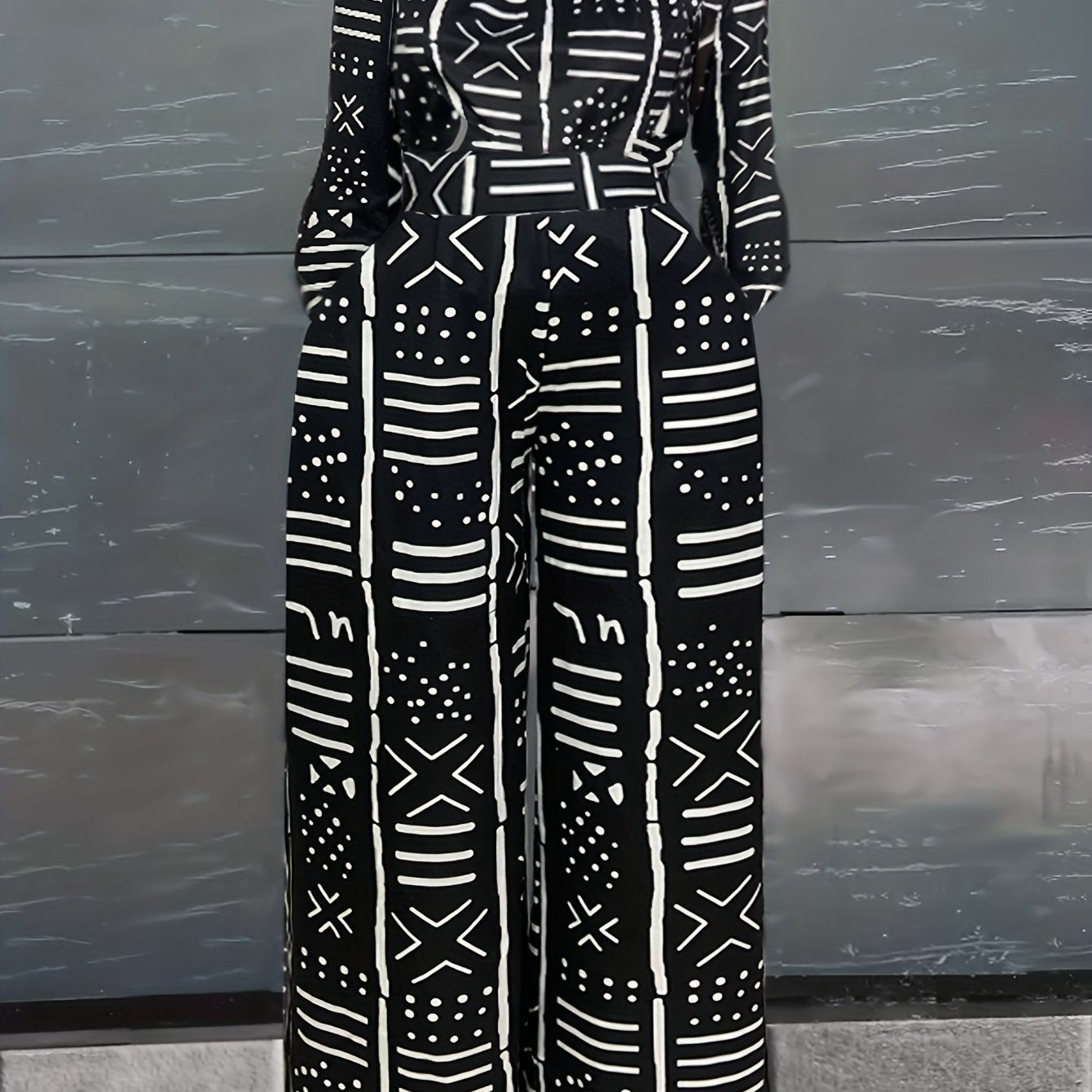 Geometric Print Off Shoulder Crop Top & Pants Set