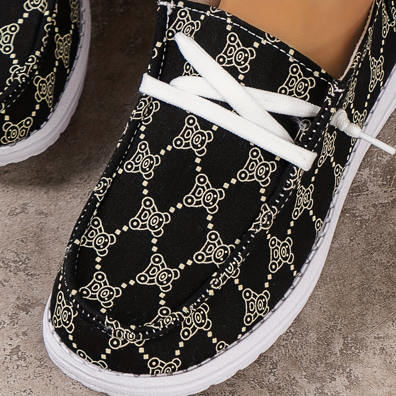 Women's Cartoon Bear Boat Shoes Lightweight Slip-on Casual Flats