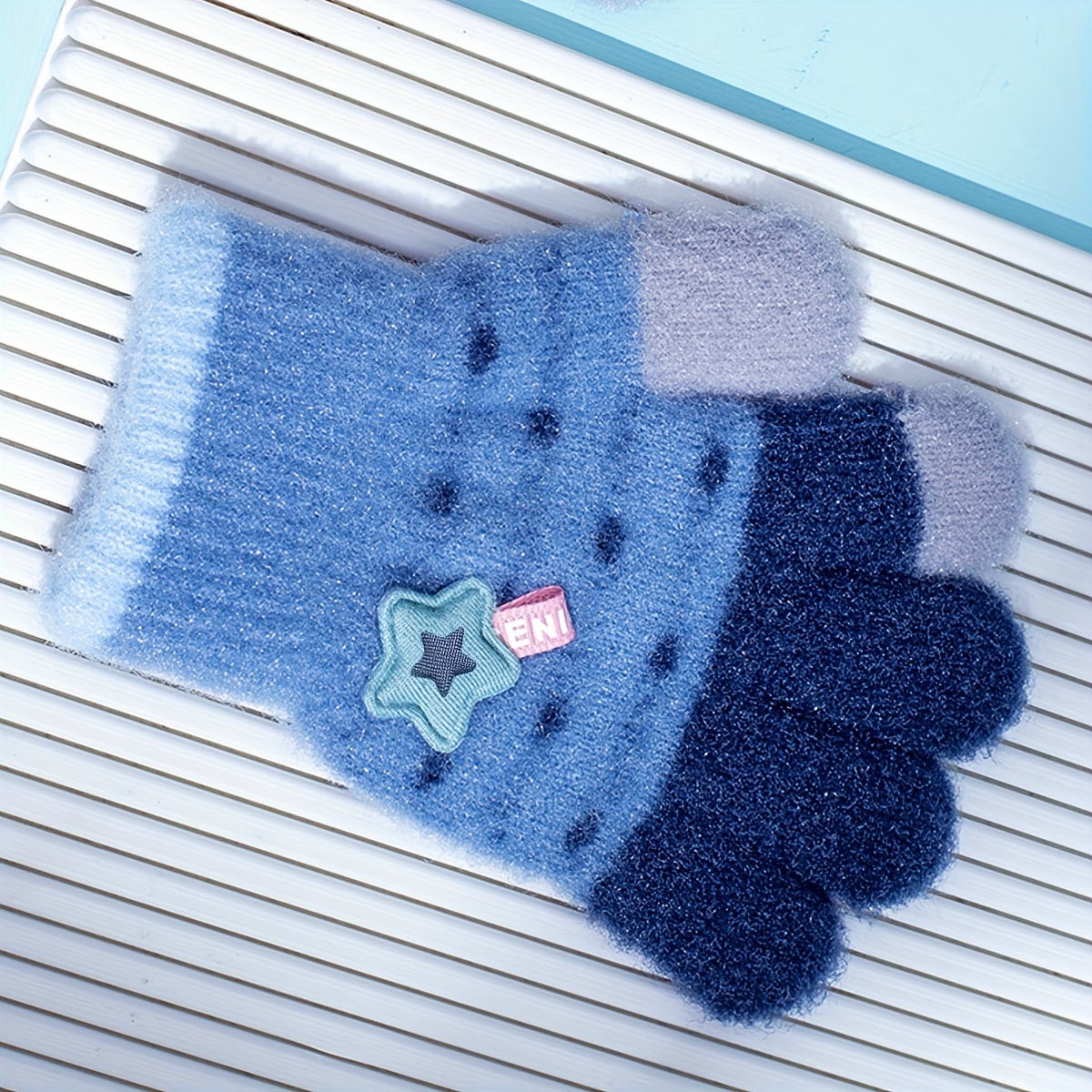 Girls' Baby Knitted Crystal Yarn Star Gloves