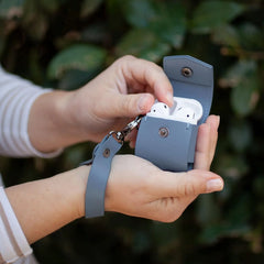 Air Pods Leather Case with 2 in 1 Keychain - Protector Wireless Headset Case