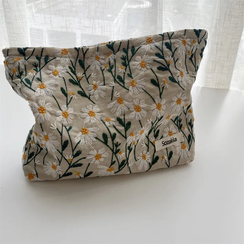 3D Embroidery Little Daisy Cosmetic Bag Women Handbags Cotton Fabric Makeup Bag