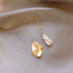 Asymmetric Baroque Pearl Earrings European Style