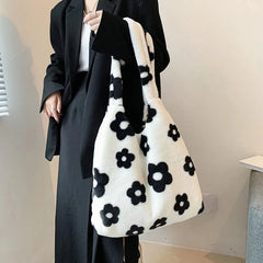 Cashmere Shoulder Bag High Appearance Level