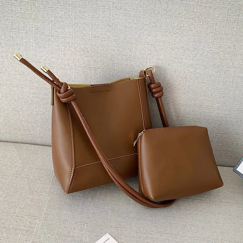 Retro Small Bag Women's Autumn Winter Wild Single Shoulder Bucket Bag